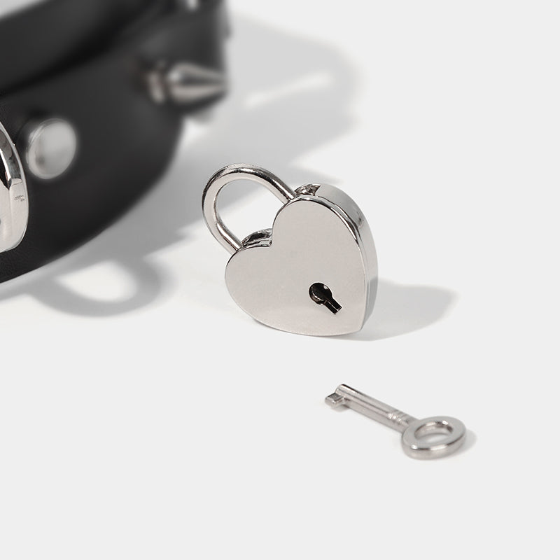 Saviitr Black Stud Choker With Heart Lock