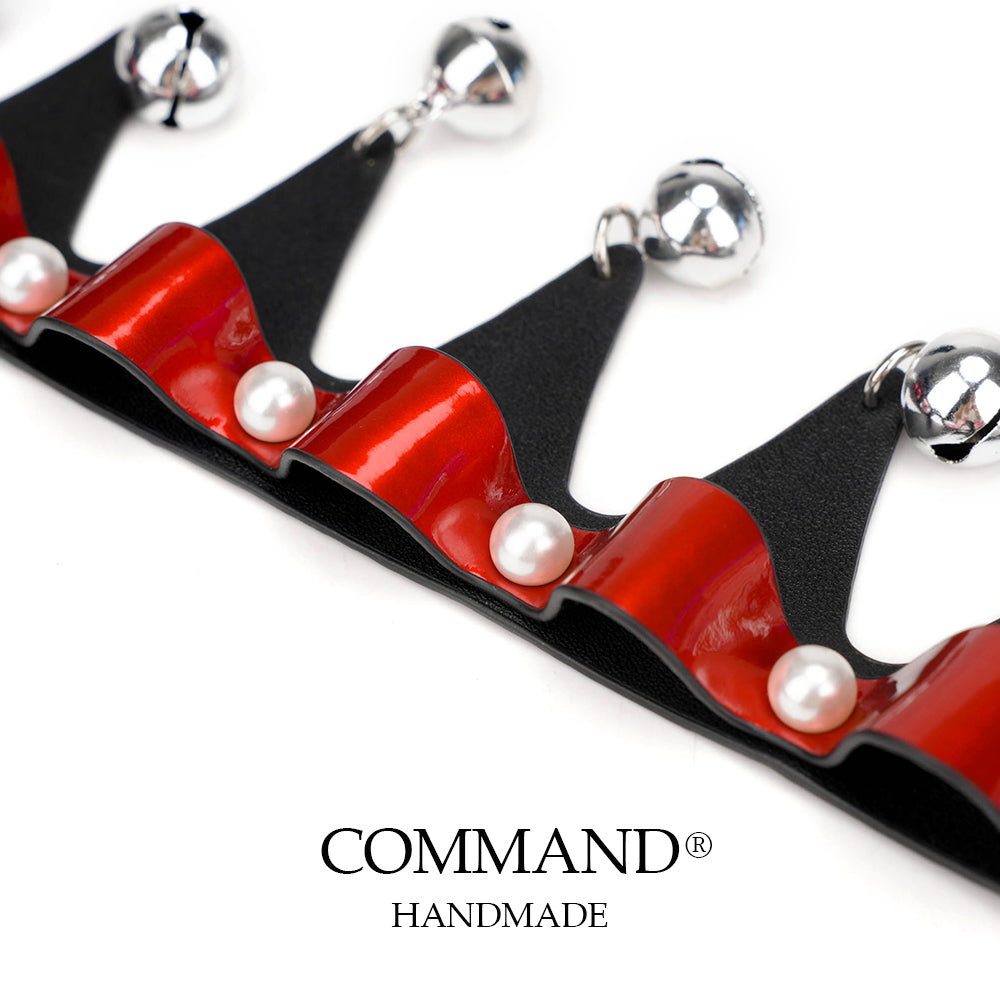 Jester’s Mirage Pearl Triangle Choker with Bell_Black&Red