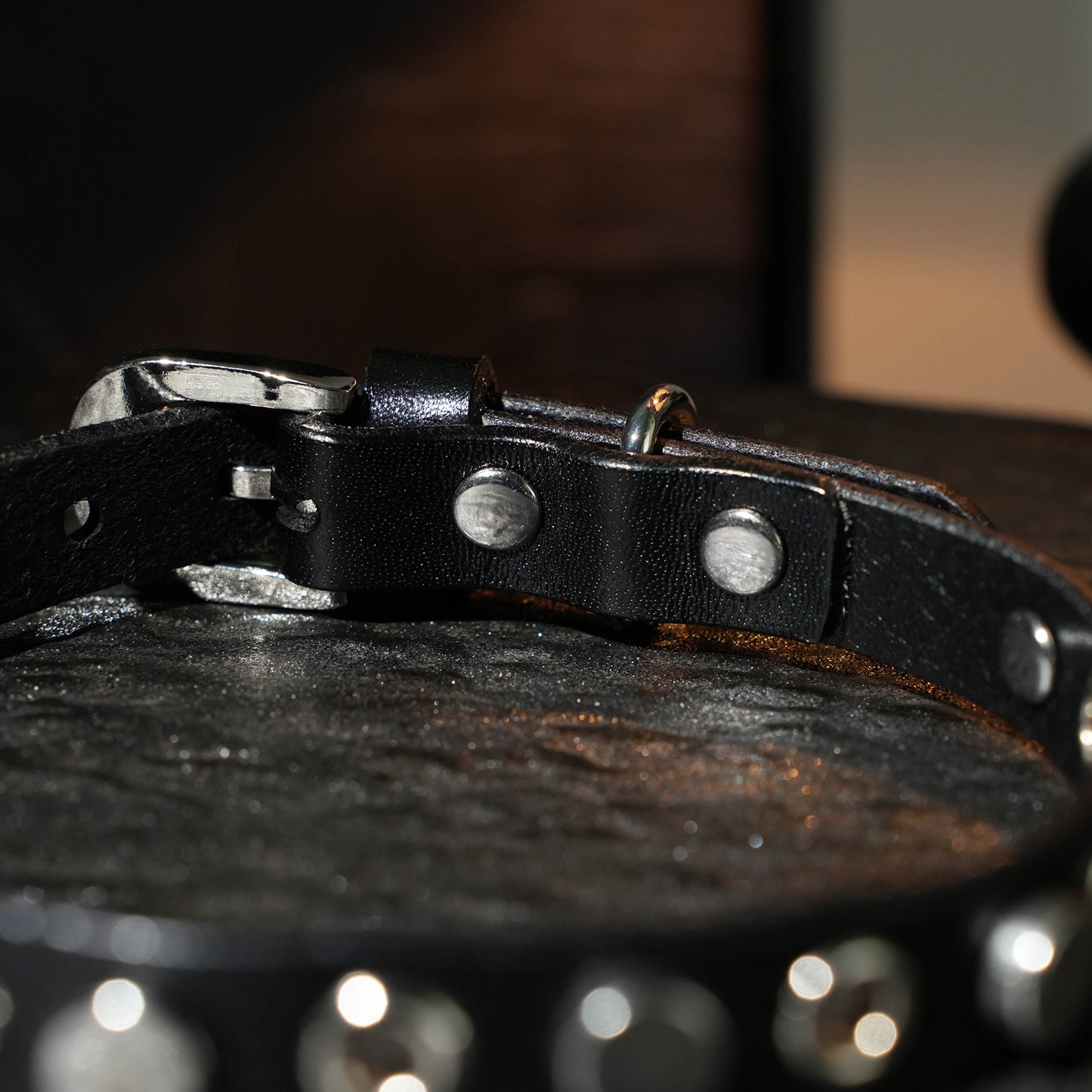 Bio Round Stud Punk Choker
