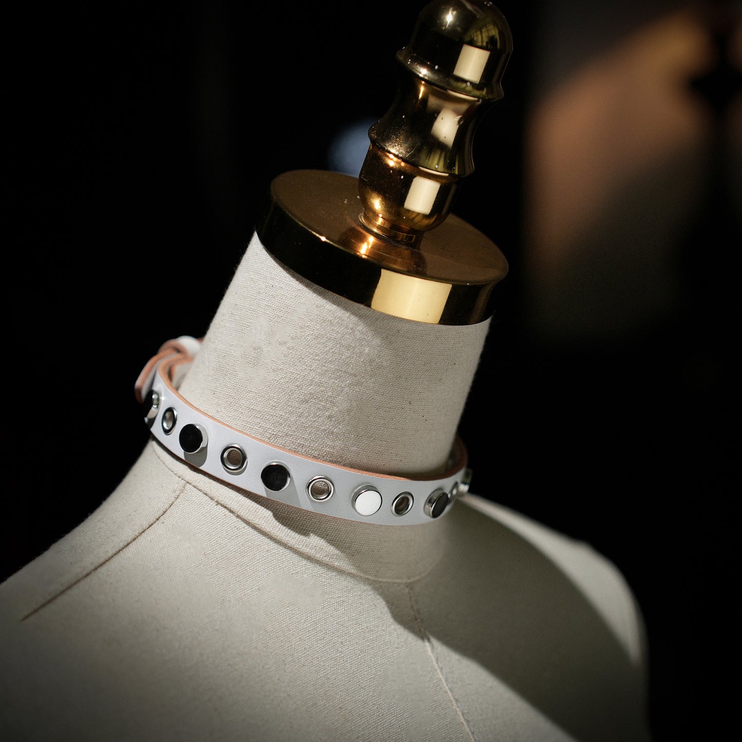 Bio Round Stud Punk Choker
