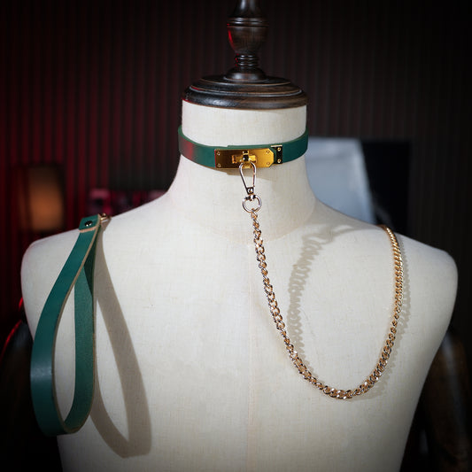 Naiads Green Leaher Choker With Leash