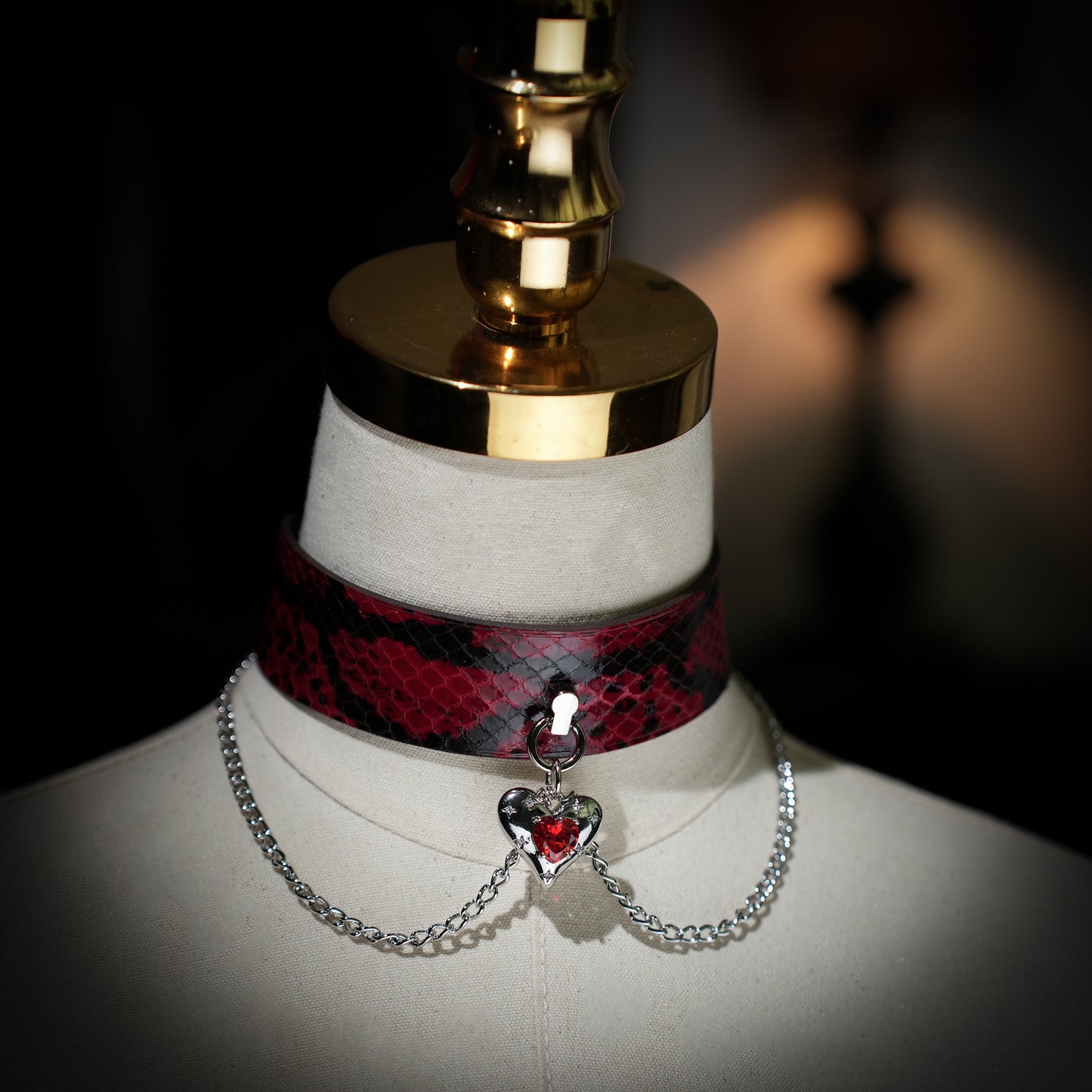 Hydra Double Gold Chain Choker with Heart Pendant