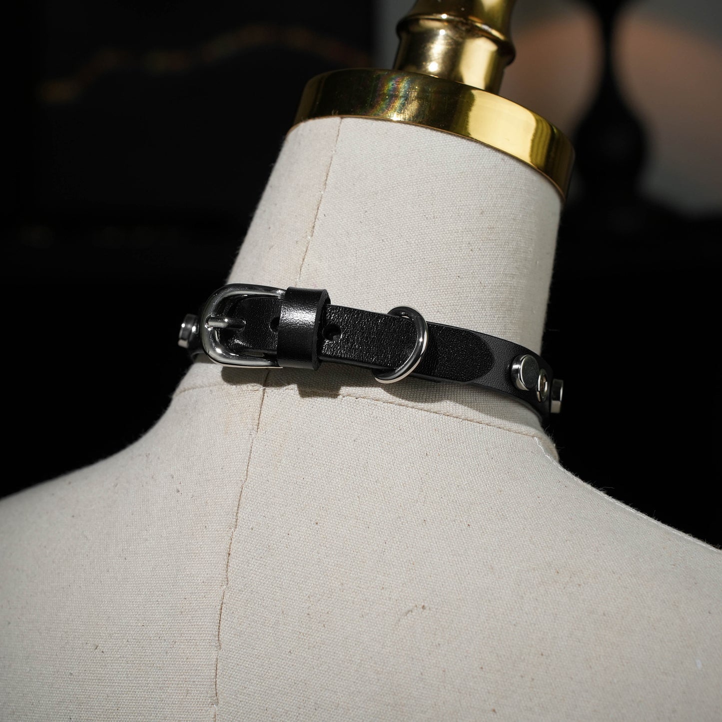Bio Round Stud Punk Choker