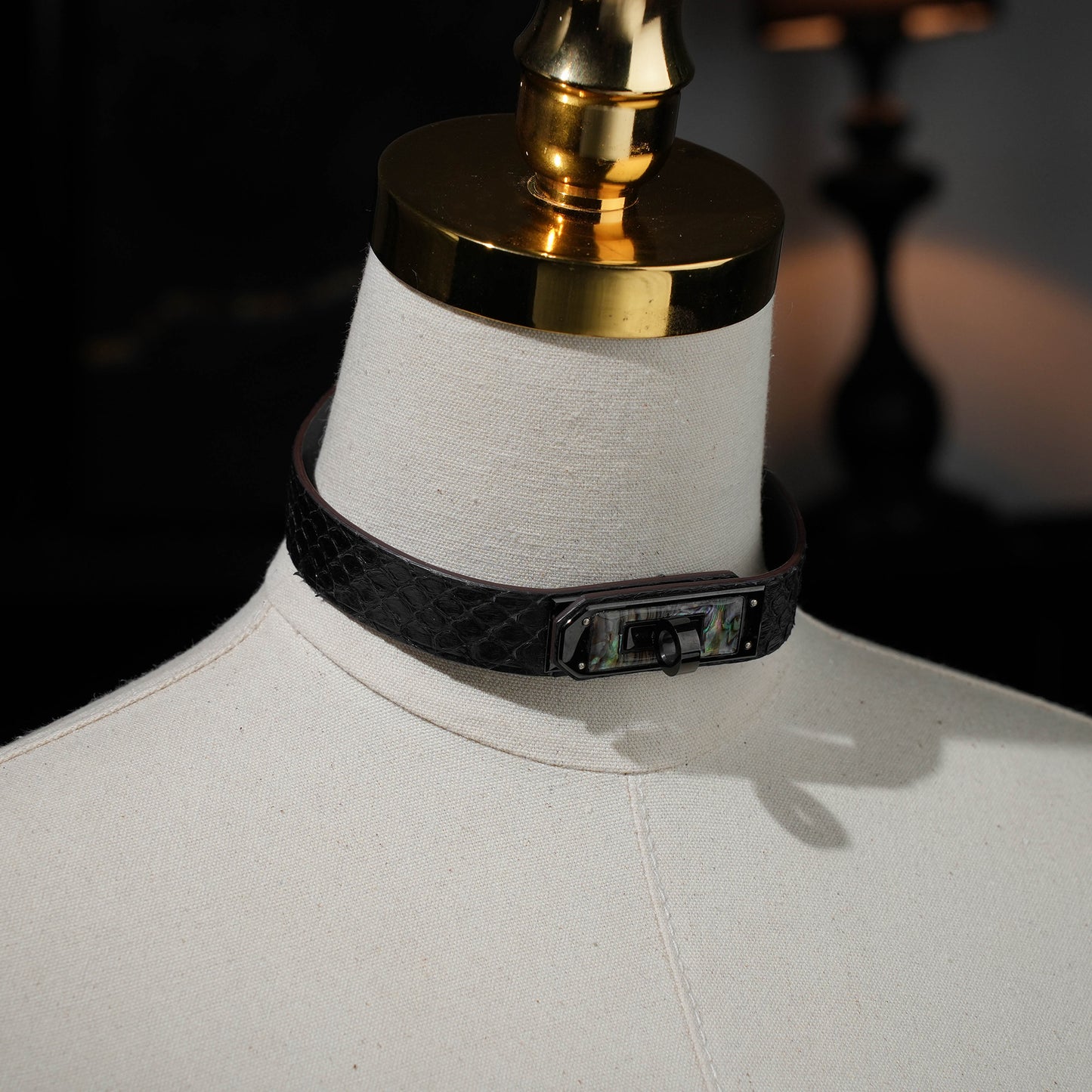 Perseus Black Buckle Collar