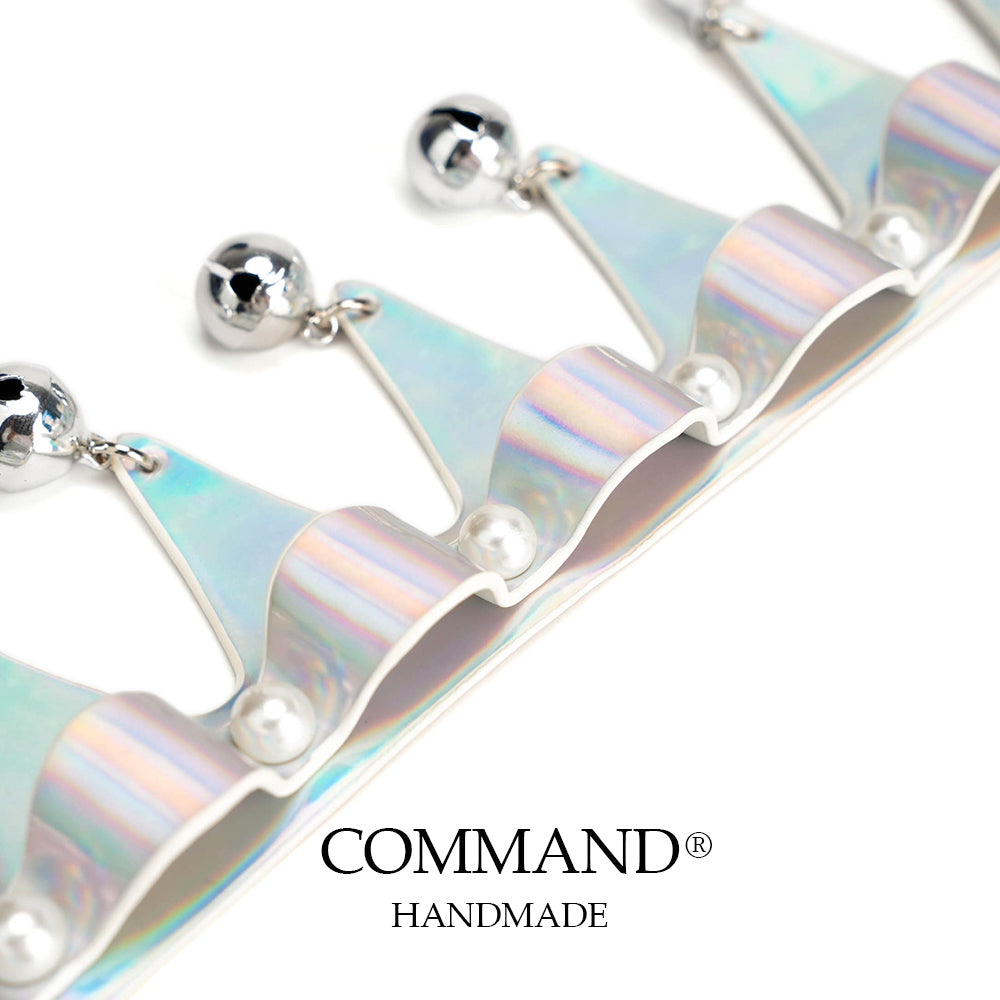 Jester’s Mirage Pearl Triangle Choker with Bell