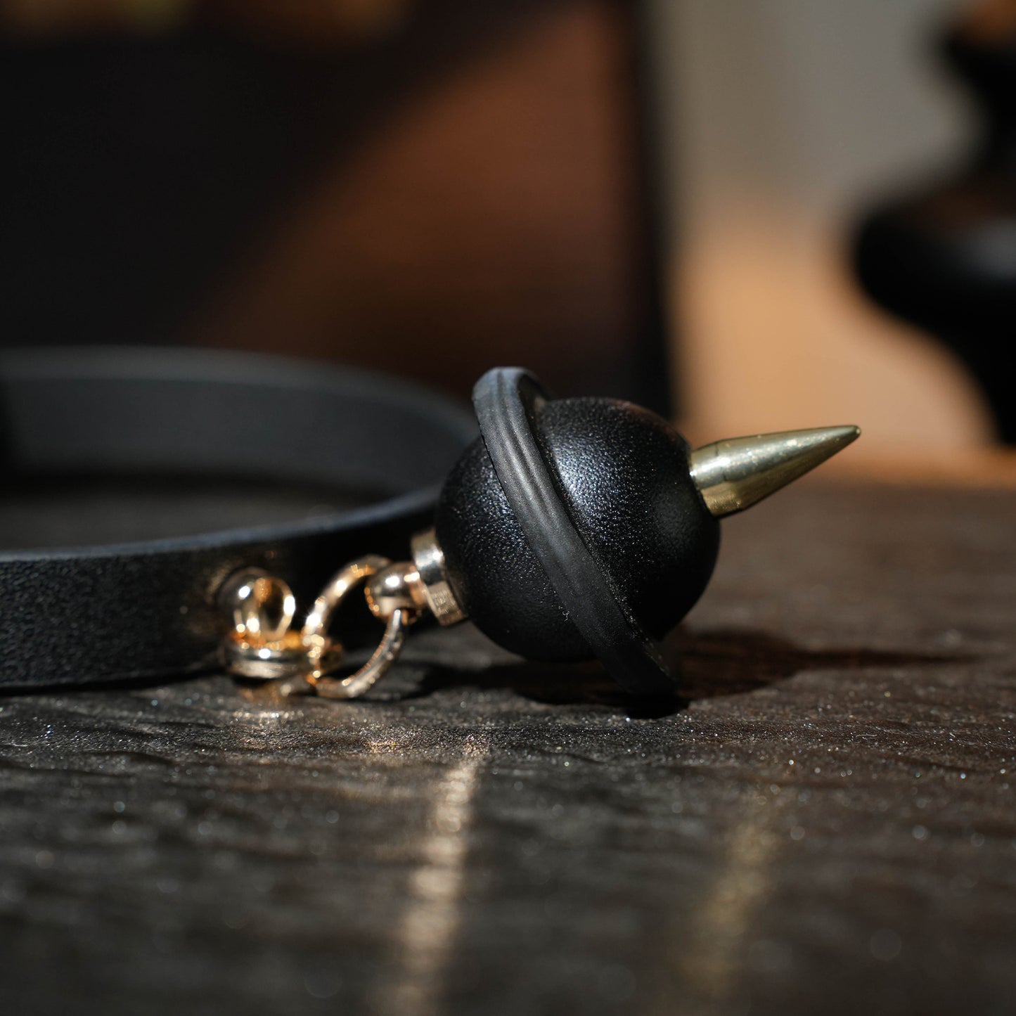 World of Spikes Bell With Spike Choker