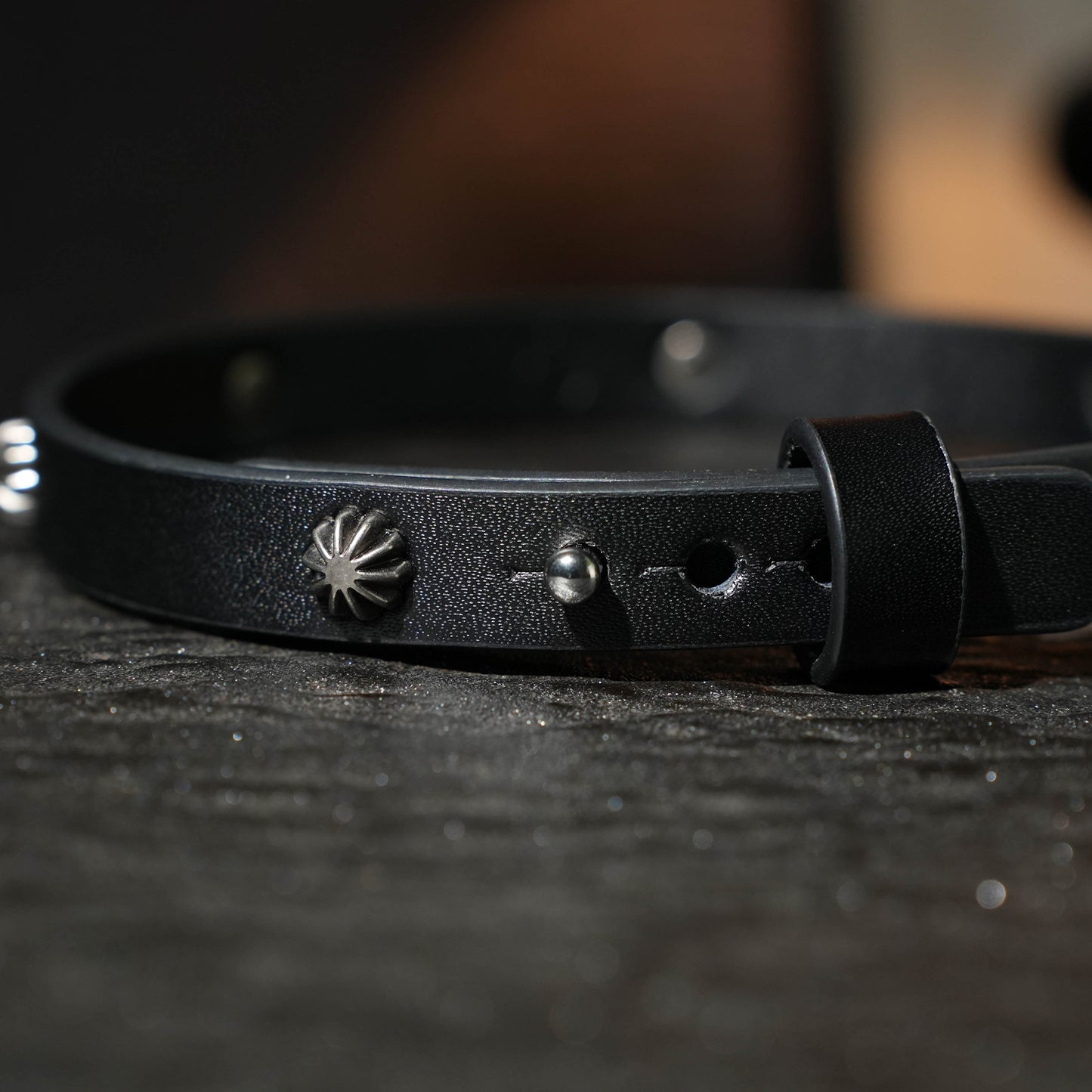Ray Beam Decorative Collar