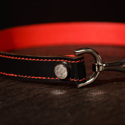 Chaos Black Red Twist Buckle Choker