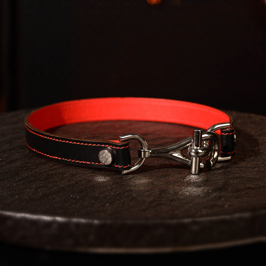 Chaos Black Red Twist Buckle Choker